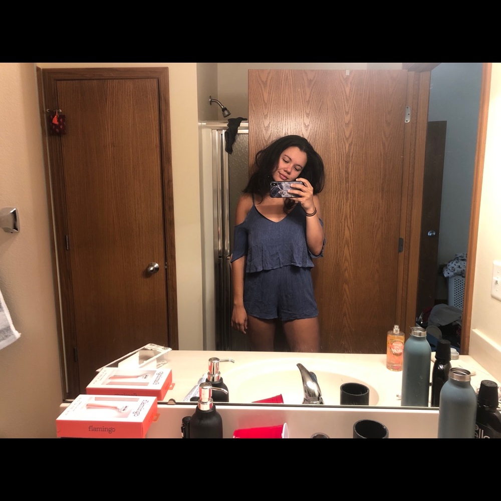 Blue romper medium - Picture 3 of 3